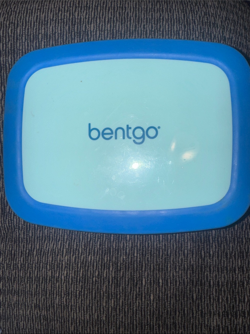Bentgo Blue & Light Blue Food Storage Container. Seal proof, keeps food fresh!